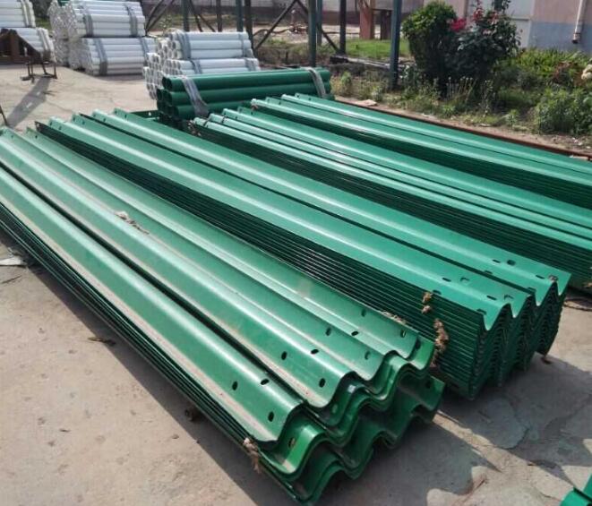 二波噴塑護欄板